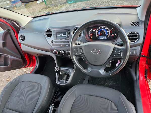 Used Hyundai i10 2018 for sale - 75426247: Photo 18