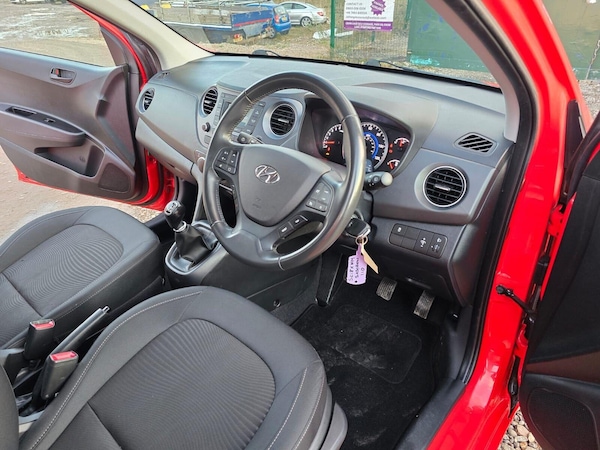 Used Hyundai i10 2018 for sale - 75426247: Photo 19