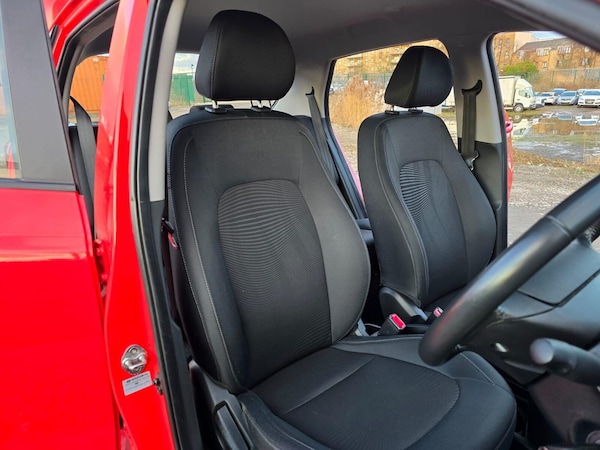 Used Hyundai i10 2018 for sale - 75426247: Photo 23