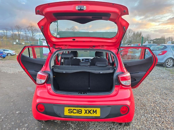 Used Hyundai i10 2018 for sale - 75426247: Photo 36