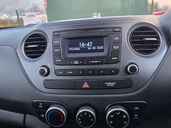 Used Hyundai i10 2018 for sale - 75426247: Photo 64
