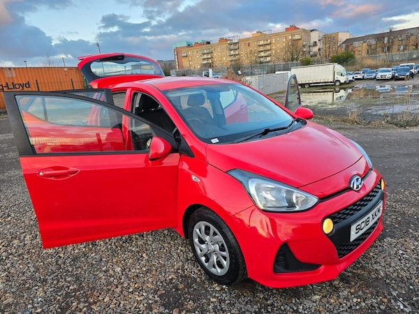 Used Hyundai i10 2018 for sale - 75426247: Photo 6