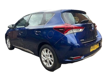 Used Toyota Auris 2016 for sale - 77931015: Photo