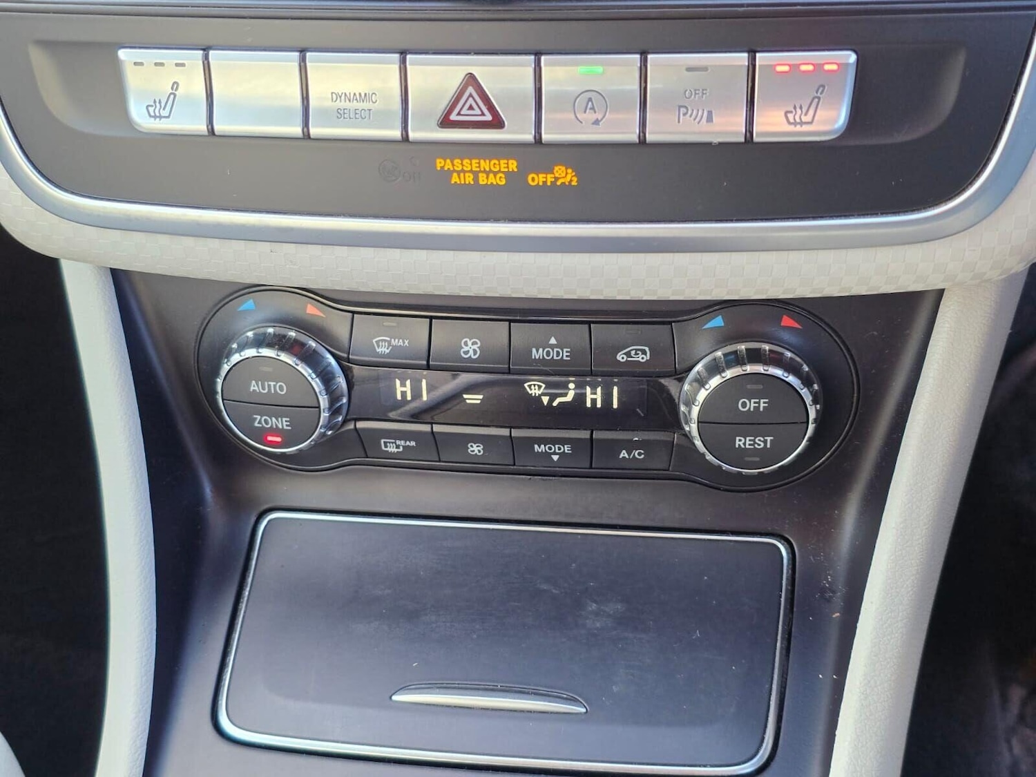 Used Mercedes-Benz A-Class 2016 for sale - 76651140: Photo 35