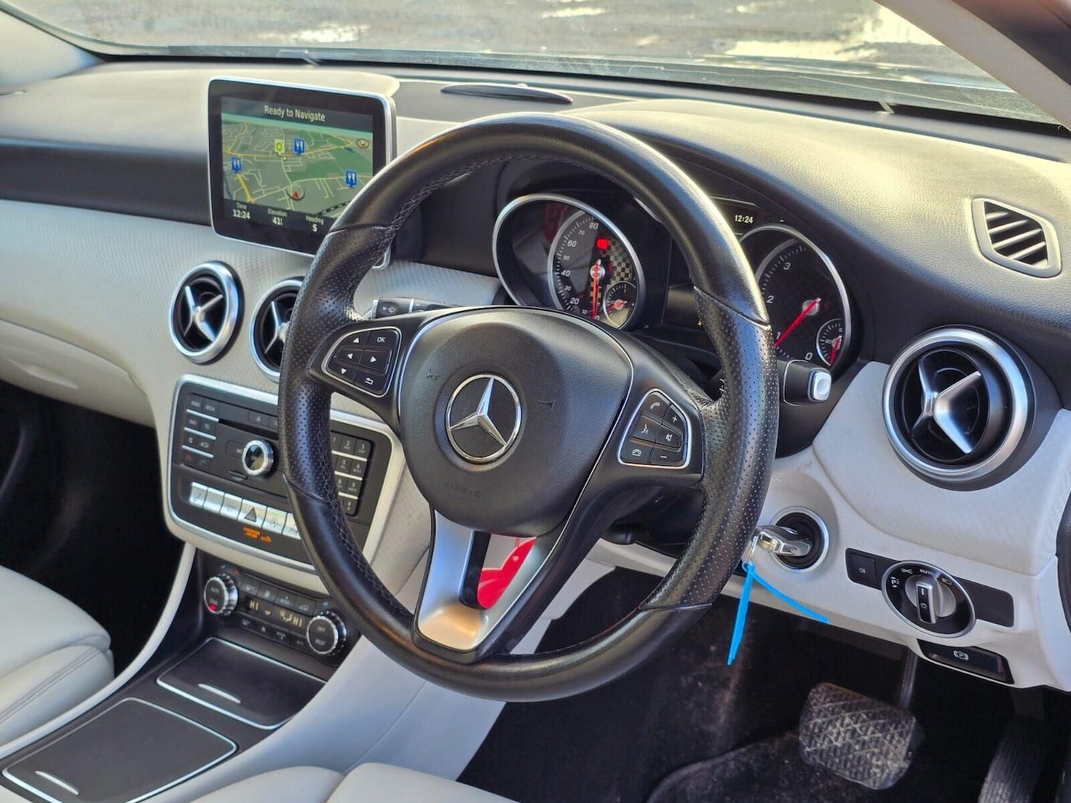 Used Mercedes-Benz A-Class 2016 for sale - 76651140: Photo 44