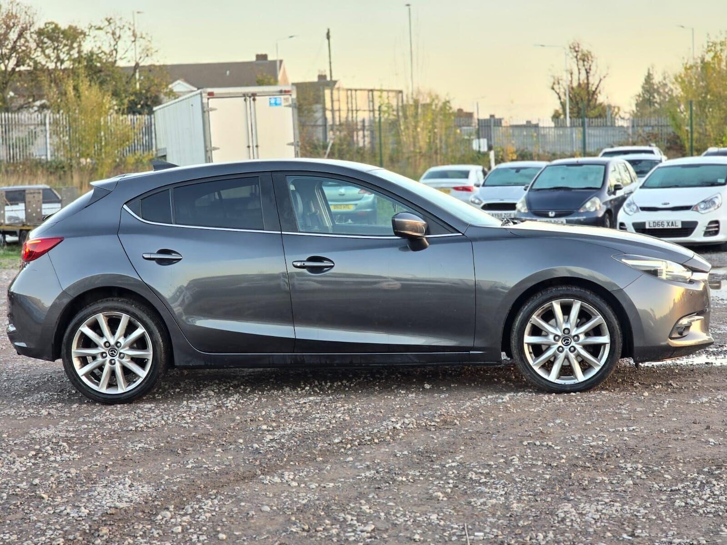 Used Mazda Mazda3 2016 for sale - 76211432: Photo 16