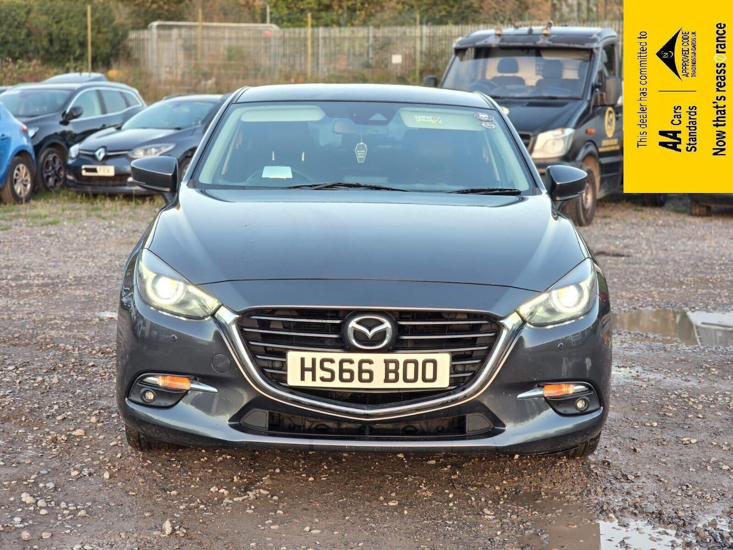 Used Mazda Mazda3 2016 for sale - 76211432: Photo 2
