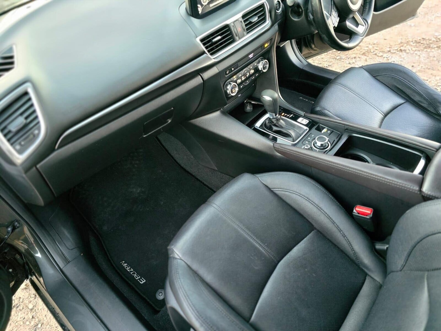 Used Mazda Mazda3 2016 for sale - 76211432: Photo 39