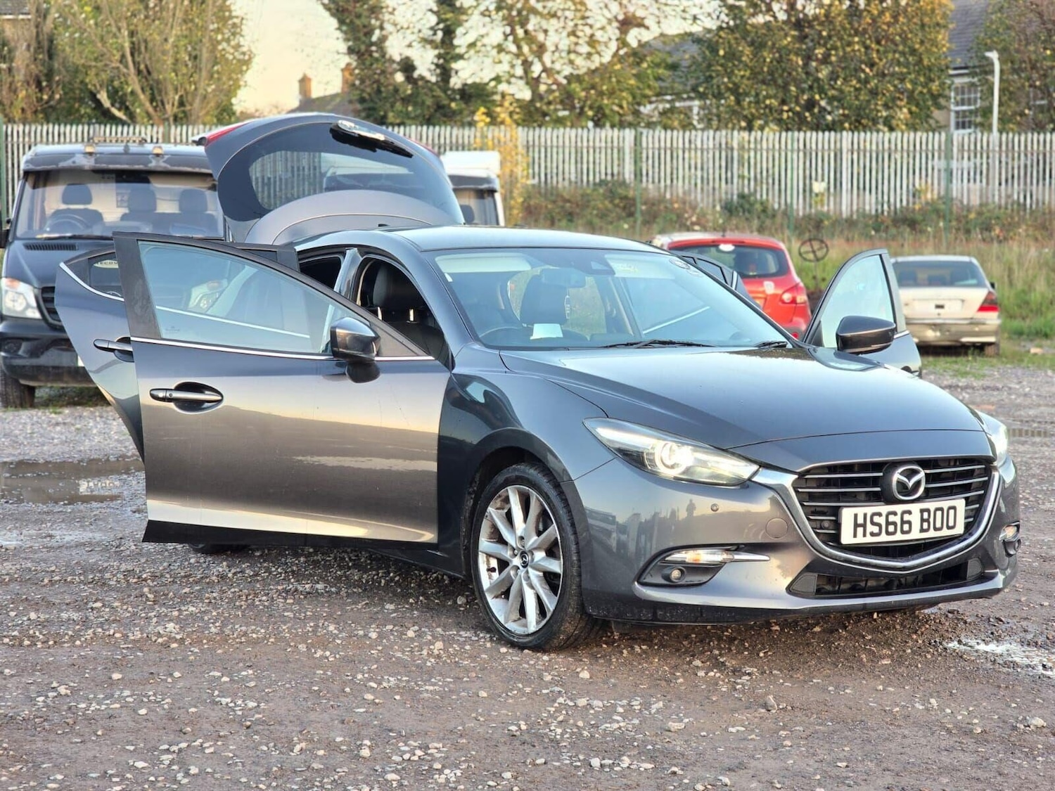 Used Mazda Mazda3 2016 for sale - 76211432: Photo 6