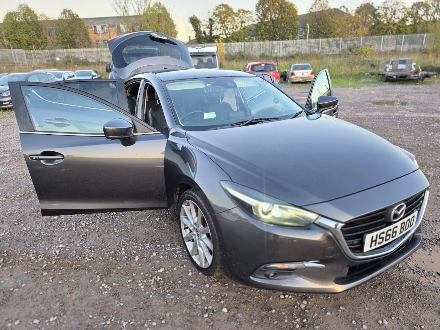 Used Mazda Mazda3 2016 for sale - 76211432: Photo 7