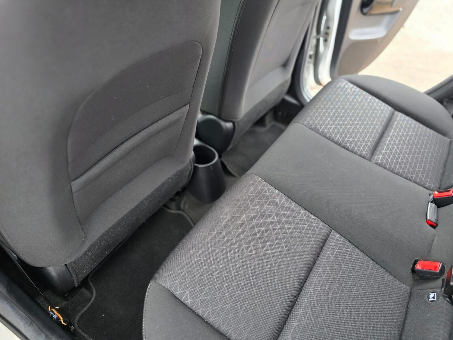 Used Kia Picanto 2018 for sale - 76469388: Photo 26