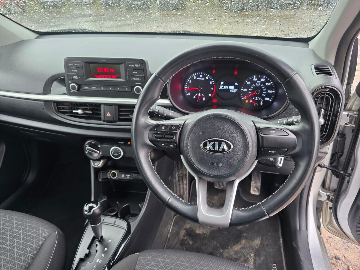 Used Kia Picanto 2018 for sale - 76469388: Photo 36