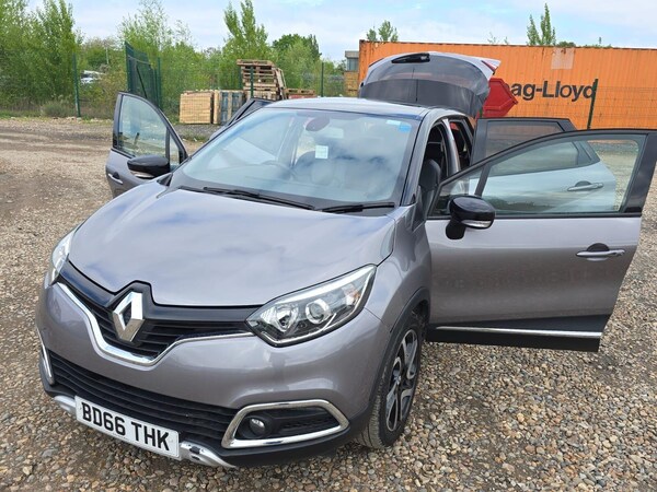 Used Renault Captur 2016 for sale - 75053839: Photo 10