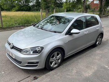 Used Volkswagen Golf 2016 for sale - 75574743: Photo