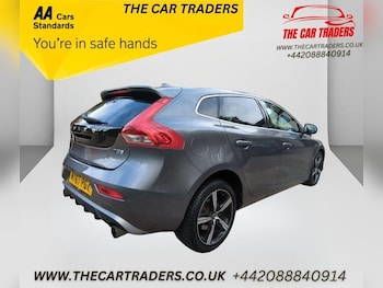 Used Volvo V40 2017 for sale - 75962244: Photo