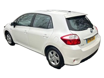 Used Toyota Auris 2011 for sale - 77802309: Photo