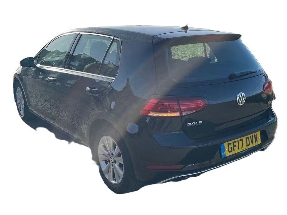 Used Volkswagen Golf 2017 for sale - 78077986: Photo 3