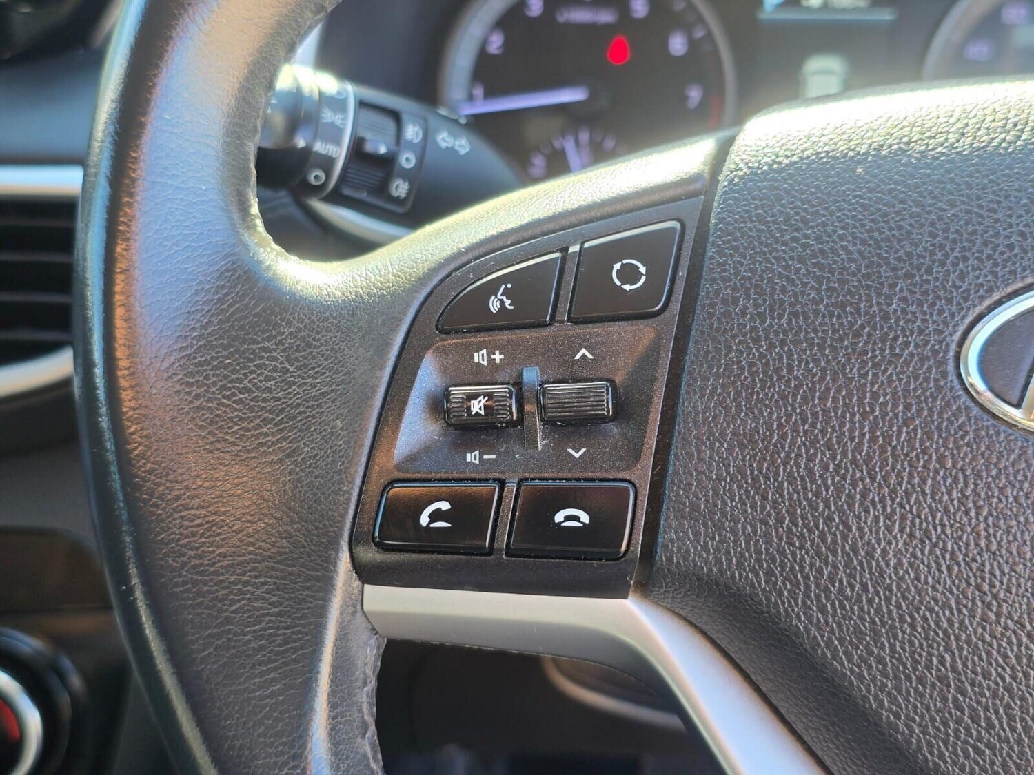 Used Hyundai TUCSON 2018 for sale - 75912831: Photo 27