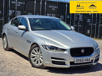 Used Jaguar XE 2015 for sale - 78926573: Photo
