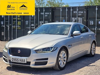 Used Jaguar XE 2015 for sale - 78926573: Photo