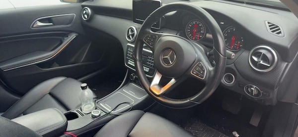 Used Mercedes-Benz A-Class 2016 for sale - 76313422: Photo 6