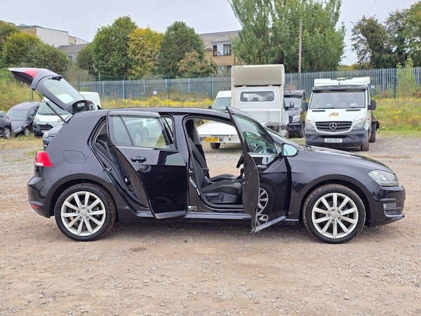 Used Volkswagen Golf 2015 for sale - 76280675: Photo 13