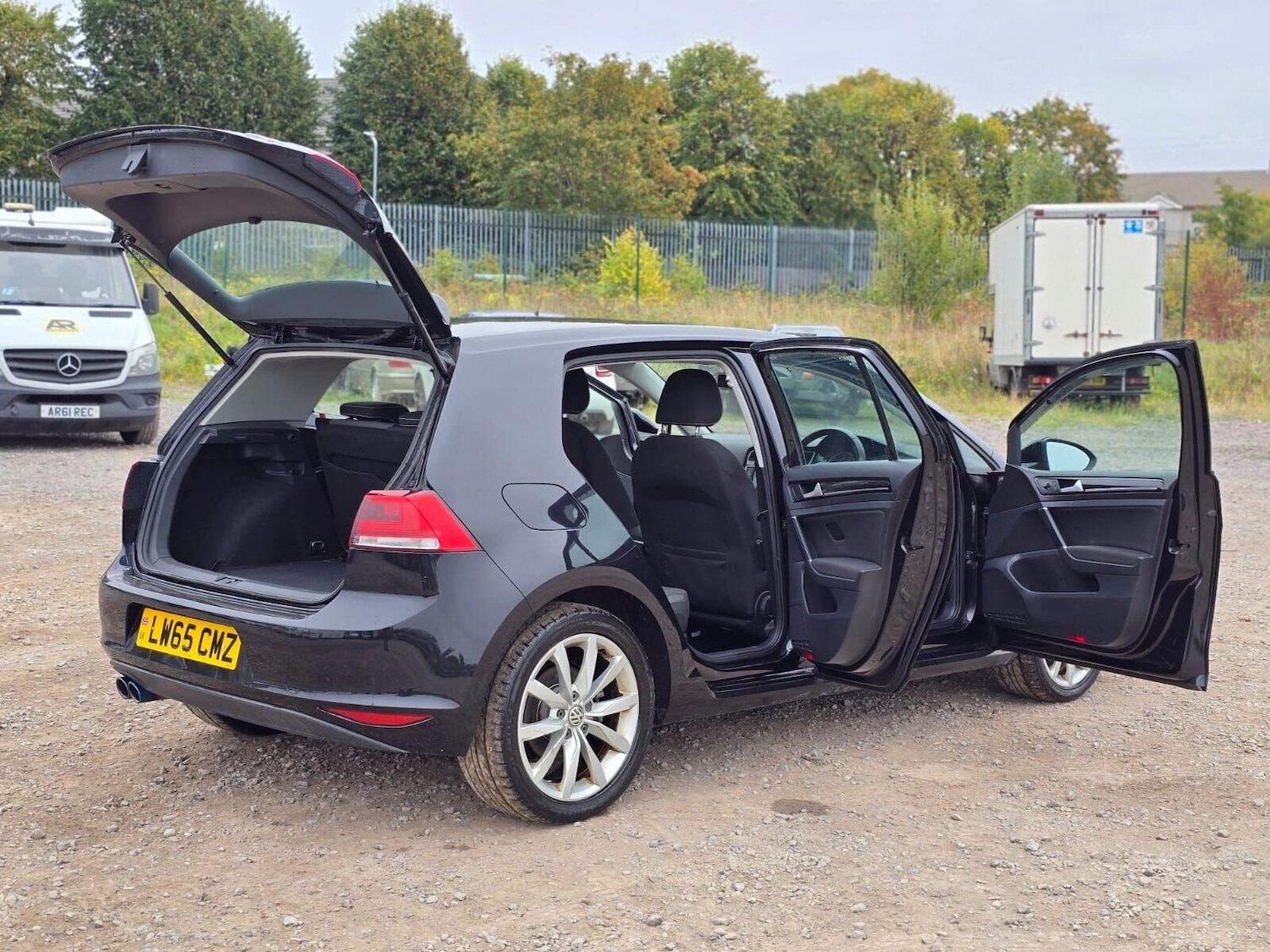 Used Volkswagen Golf 2015 for sale - 76280675: Photo 15