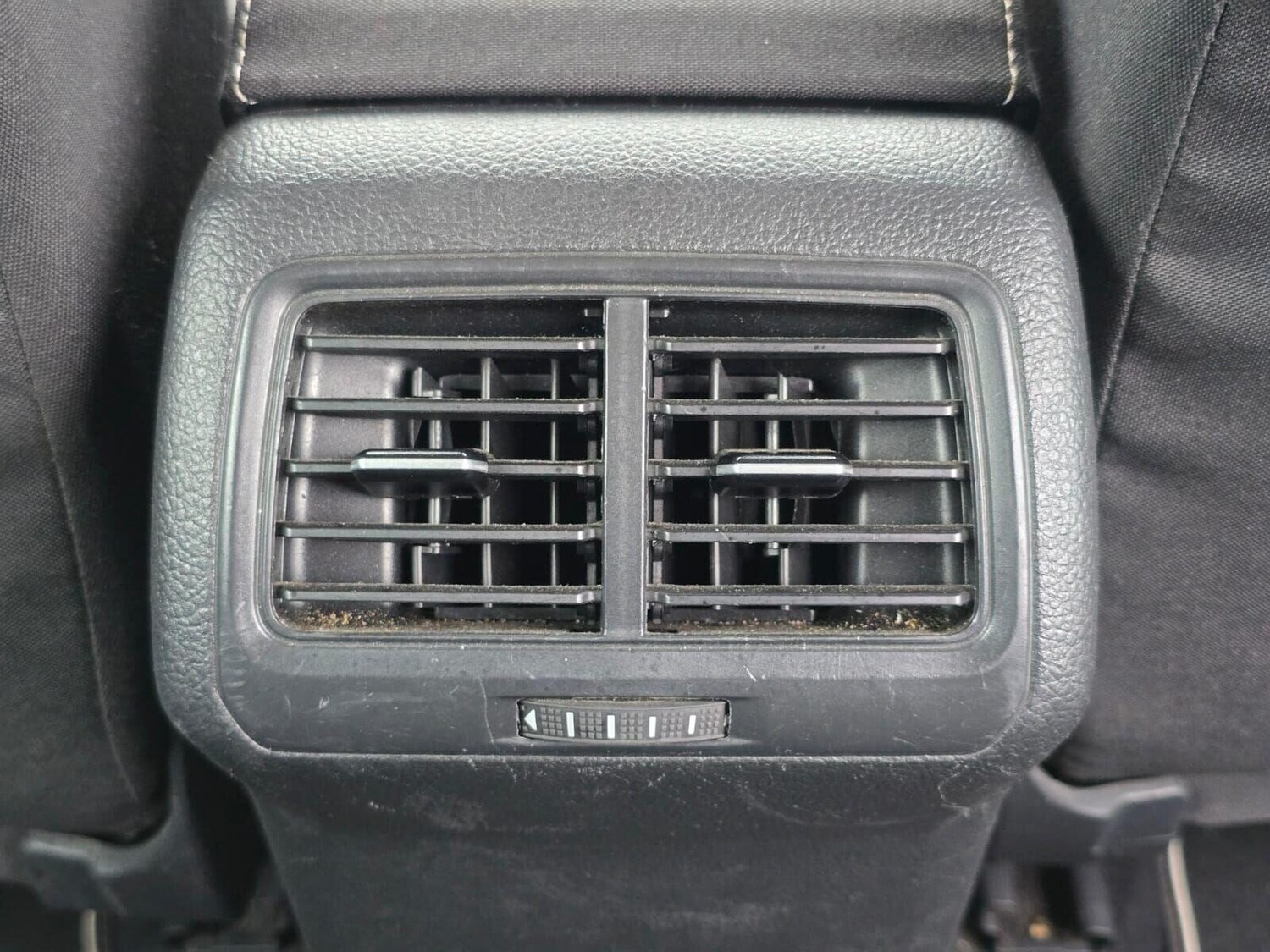 Used Volkswagen Golf 2015 for sale - 76280675: Photo 32