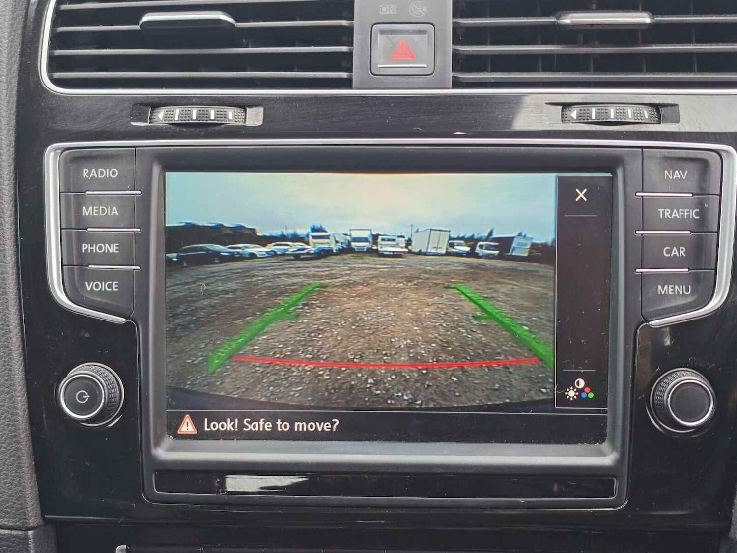 Used Volkswagen Golf 2015 for sale - 76280675: Photo 35