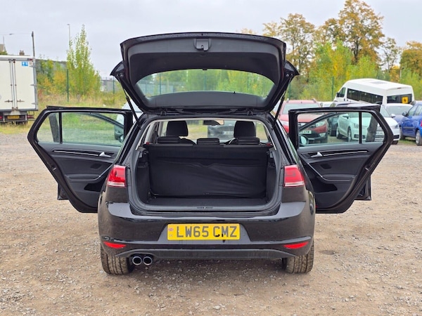 Used Volkswagen Golf 2015 for sale - 76280675: Photo 37