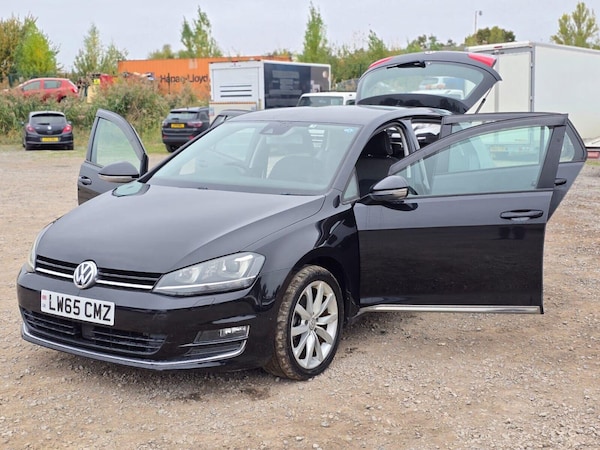 Used Volkswagen Golf 2015 for sale - 76280675: Photo 9