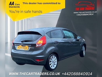 Used Ford Fiesta 2015 for sale - 77165133: Photo