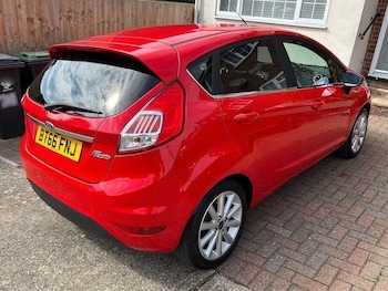 Used Ford Fiesta 2017 for sale - 75705069: Photo