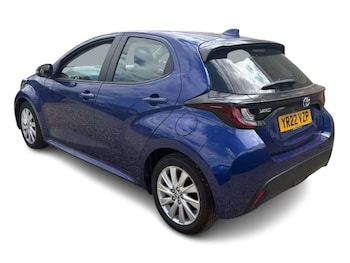 Used Toyota Yaris 2022 for sale - 79392168: Photo