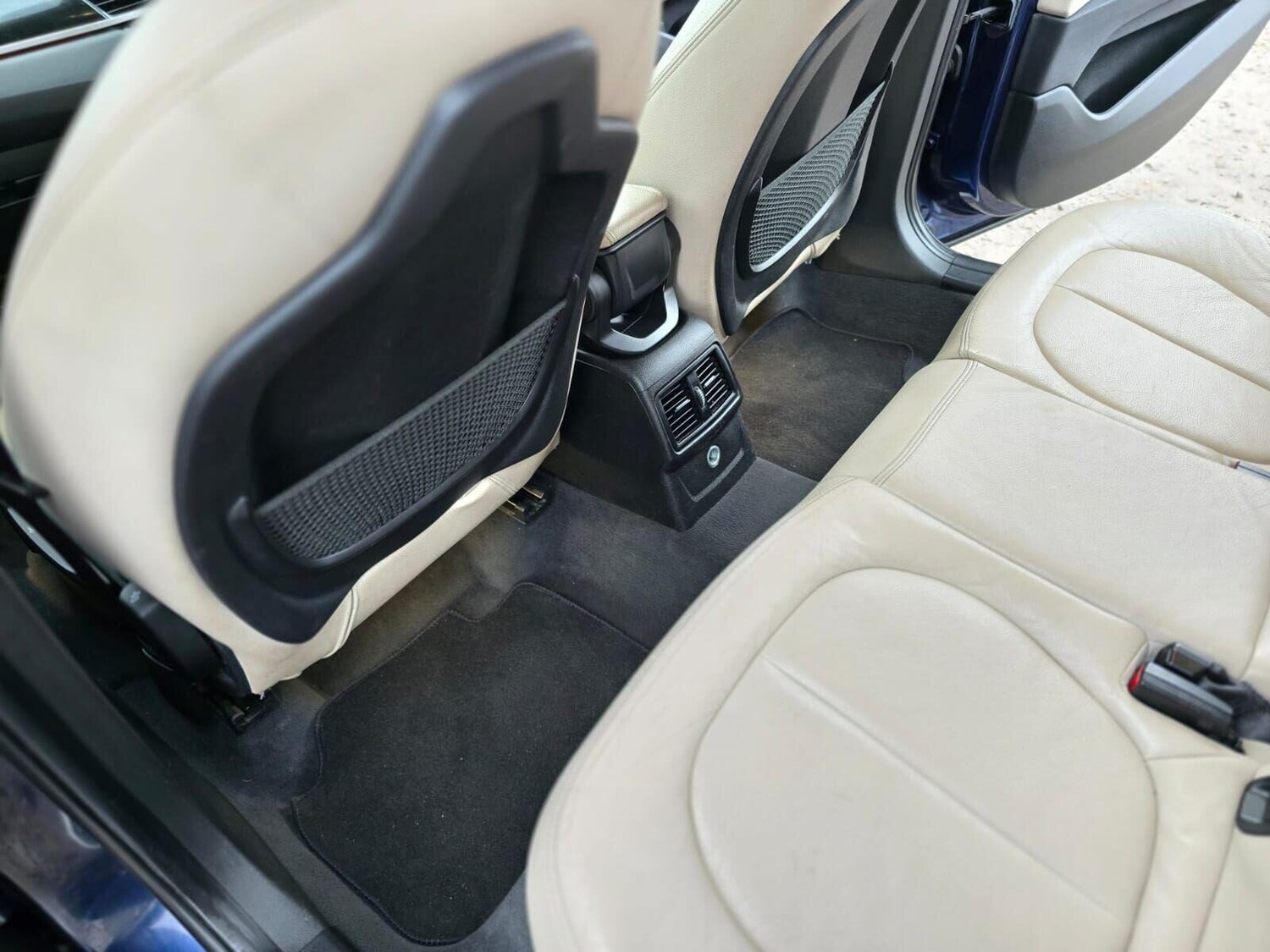 Used BMW X1 2017 for sale - 76319492: Photo 40