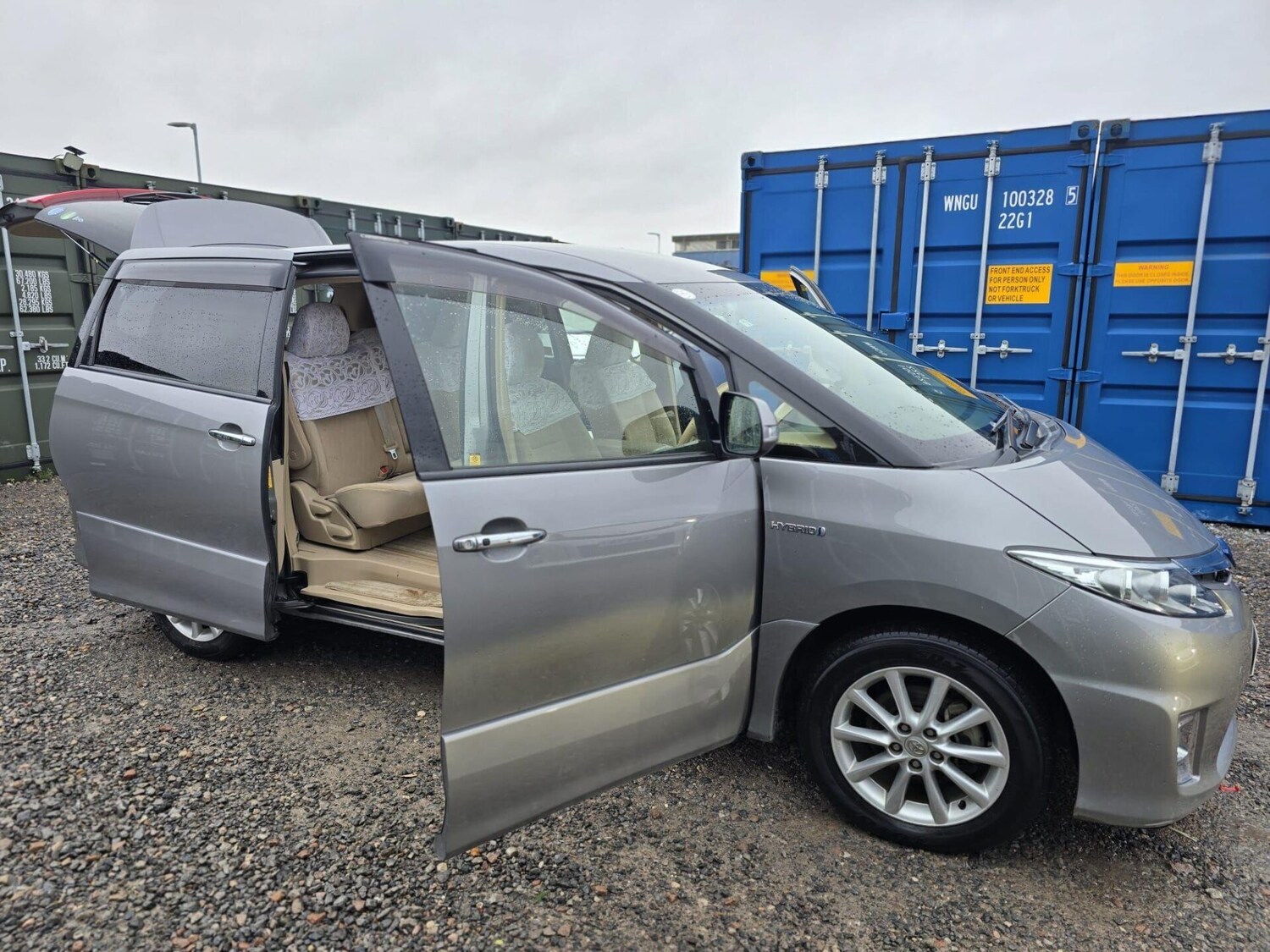 Used Toyota Estima 2014 for sale - 77582426: Photo 14