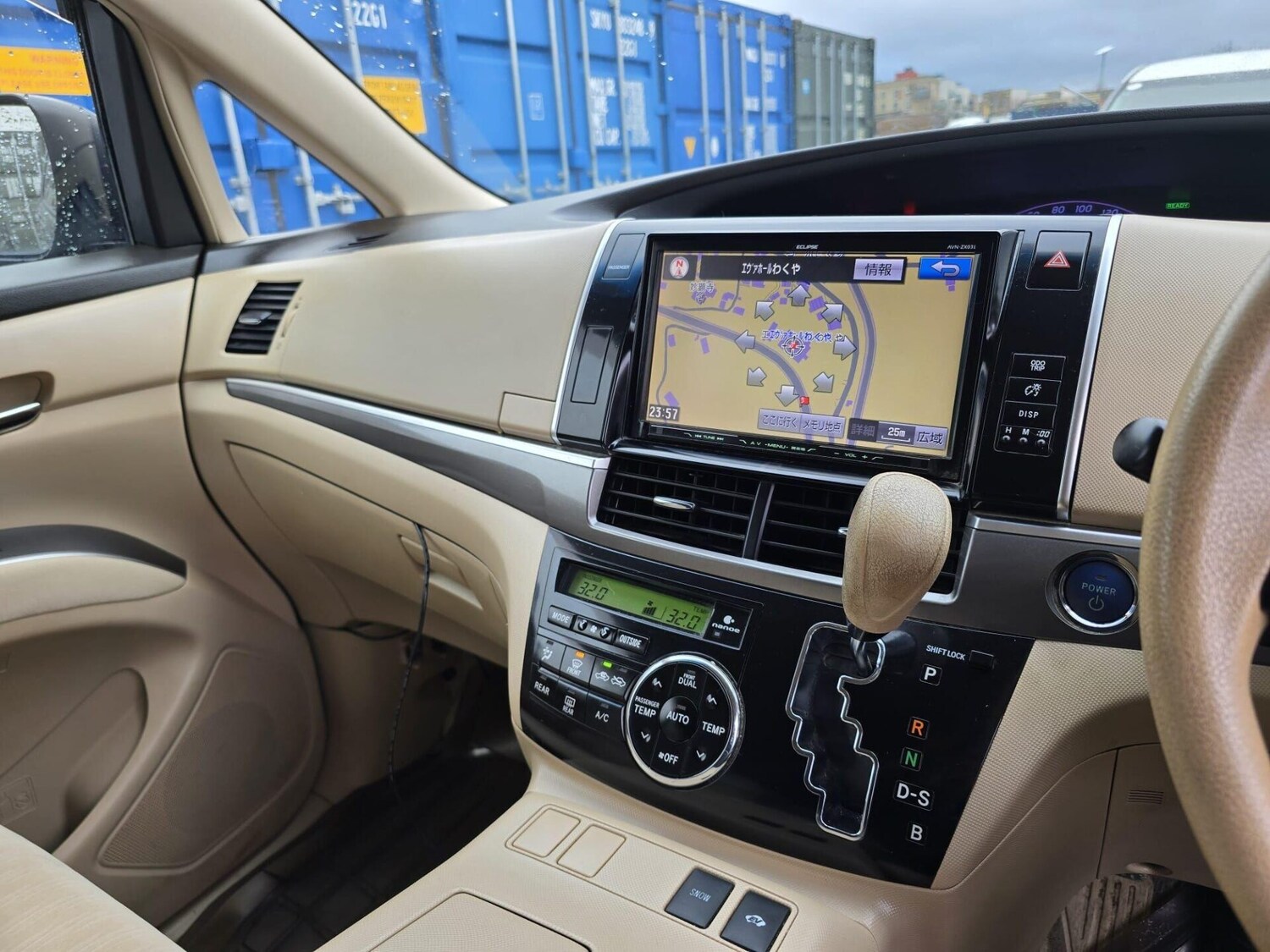 Used Toyota Estima 2014 for sale - 77582426: Photo 17