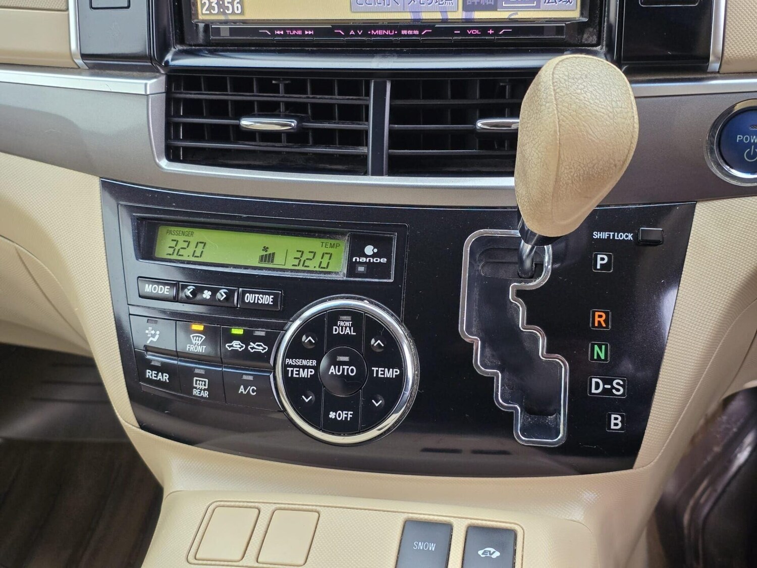 Used Toyota Estima 2014 for sale - 77582426: Photo 56