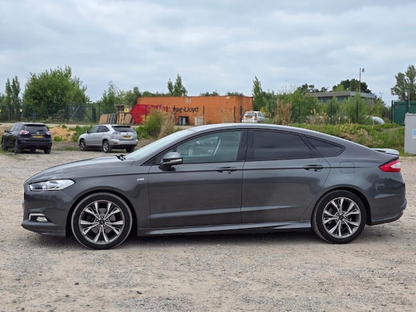 Used Ford Mondeo 2017 for sale - 75632037: Photo 12