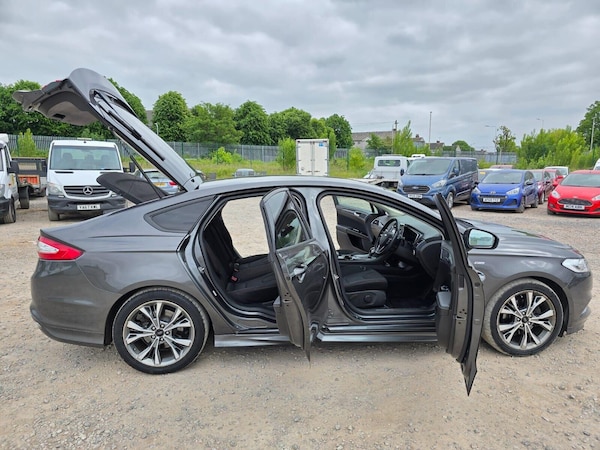 Used Ford Mondeo 2017 for sale - 75632037: Photo 16