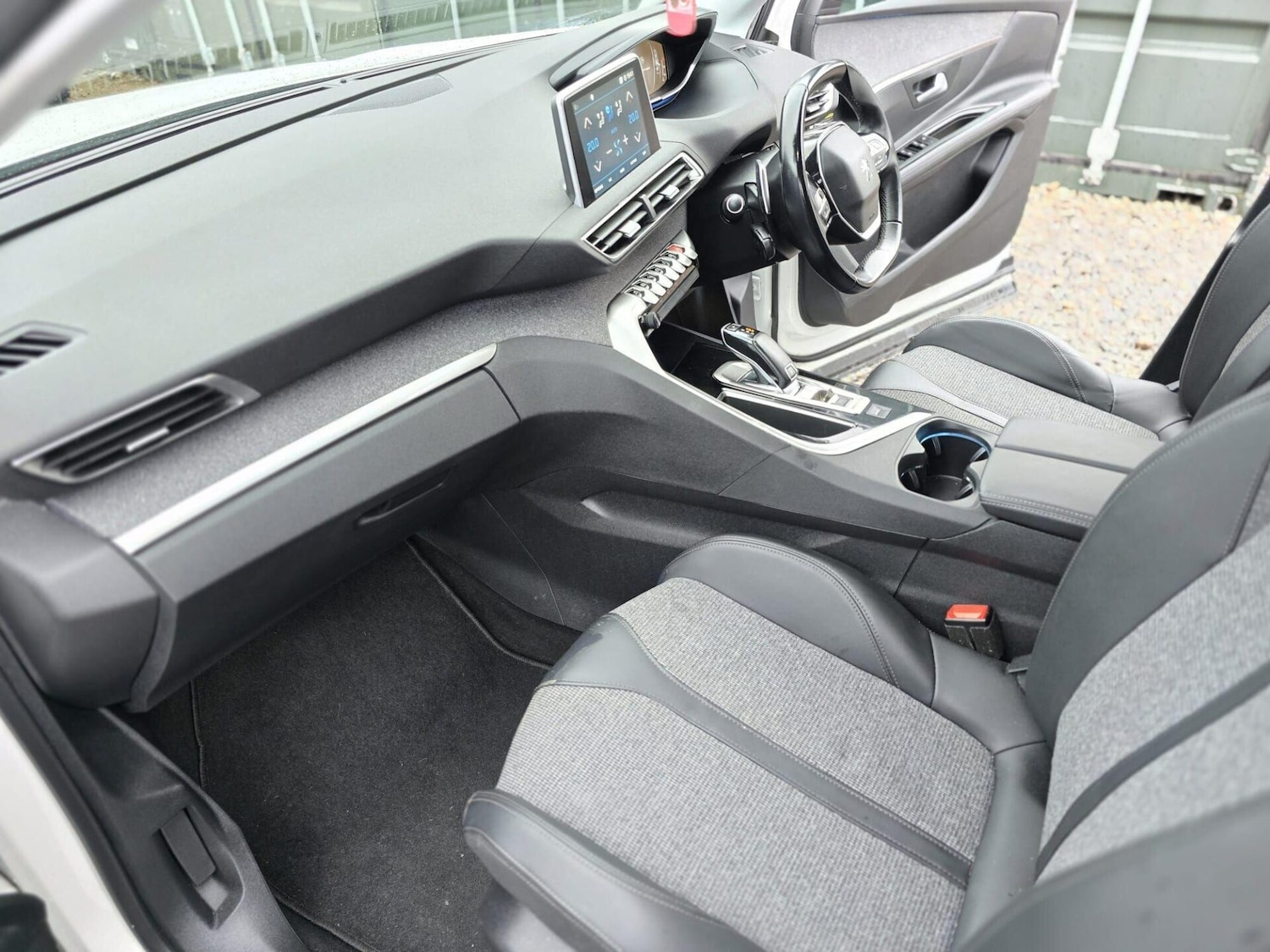 Used Peugeot 3008 2019 for sale - 77272464: Photo 37