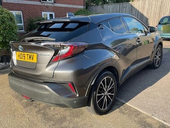 Used Toyota C-HR 2019 for sale - 75517162: Photo