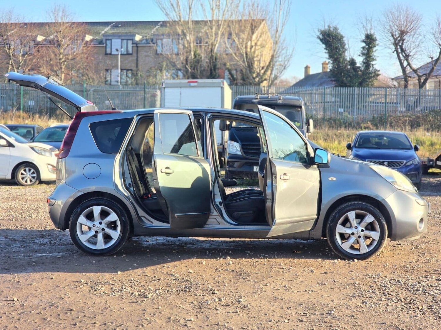 Used Nissan Note 2011 for sale - 77083573: Photo 14