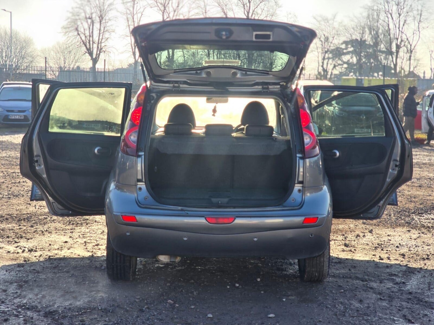 Used Nissan Note 2011 for sale - 77083573: Photo 32