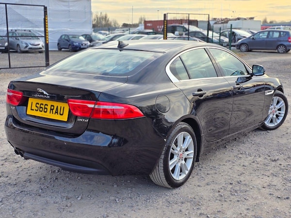 Used Jaguar XE 2016 for sale - 75425384: Photo 22