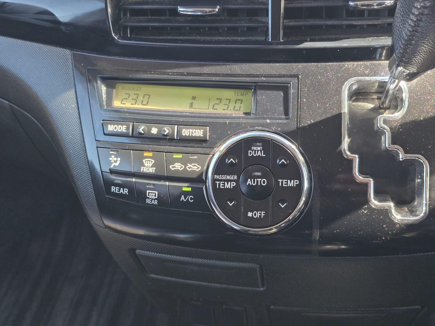 Used Toyota Estima 2014 for sale - 78149935: Photo 18