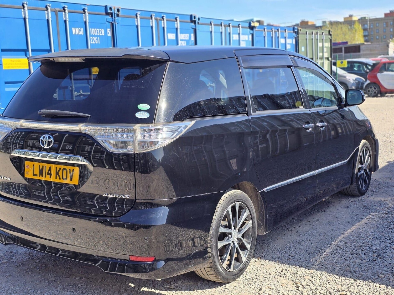Used Toyota Estima 2014 for sale - 78149935: Photo 4
