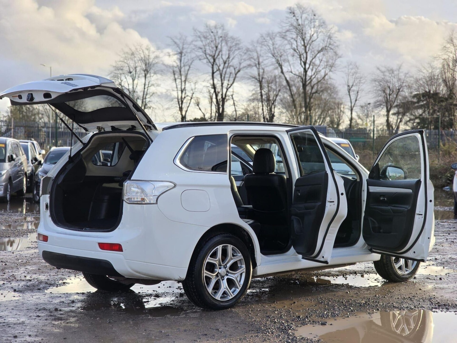 Used Mitsubishi Outlander 2014 for sale - 77079885: Photo 16