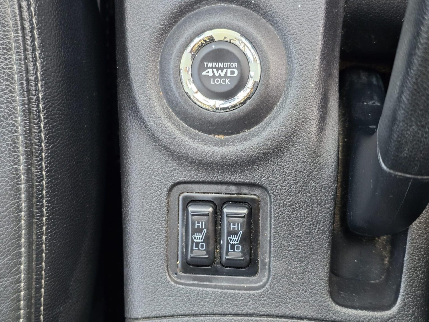 Used Mitsubishi Outlander 2014 for sale - 77079885: Photo 28