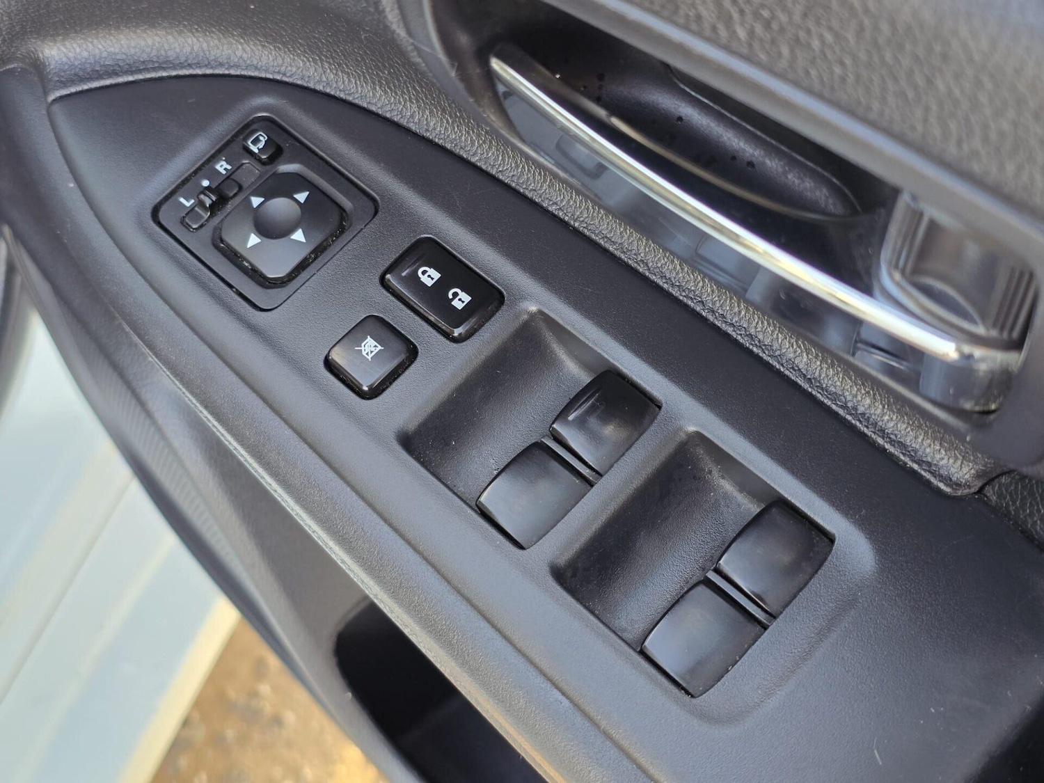 Used Mitsubishi Outlander 2014 for sale - 77079885: Photo 59